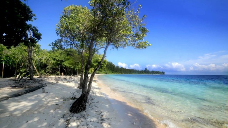 10234 Wisata Pantai Pulau Mour